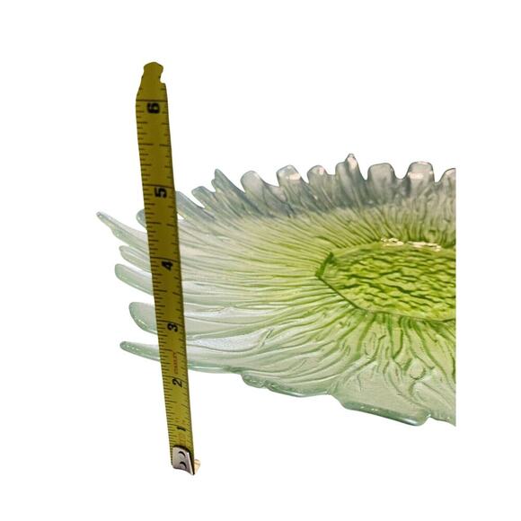 17” Green Sunflower Platter Hand Blown Art Glass Large Serving Tray Heavy Flower - Picture 7 of 12